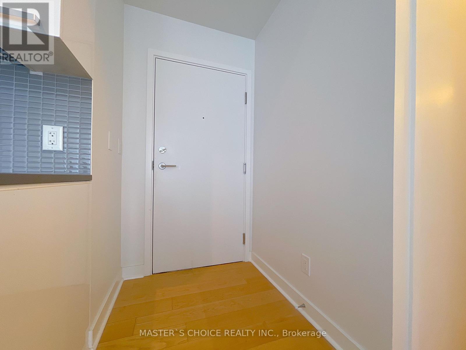 1007 - 295 Adeliade Street W, Toronto, Ontario  M5V 0L4 - Photo 4 - C12660744