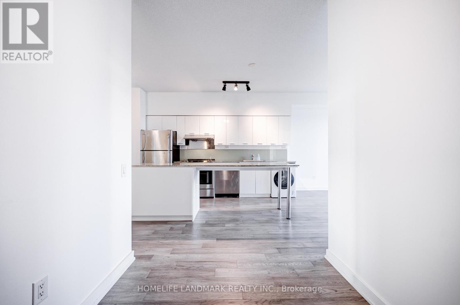 2008 - 33 Singer Court, Toronto, Ontario  M2K 0B4 - Photo 22 - C12660774