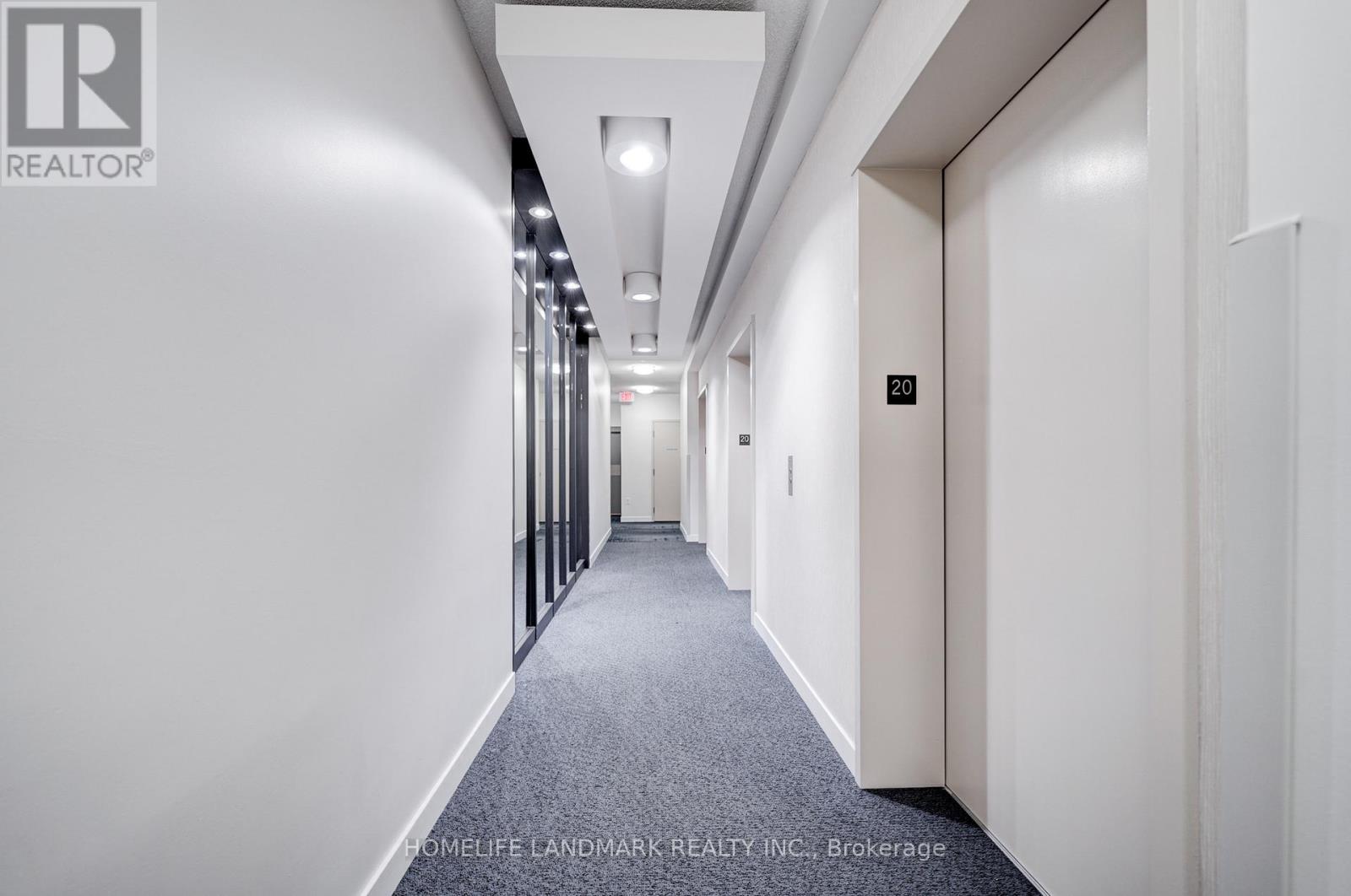 2008 - 33 Singer Court, Toronto, Ontario  M2K 0B4 - Photo 4 - C12660774