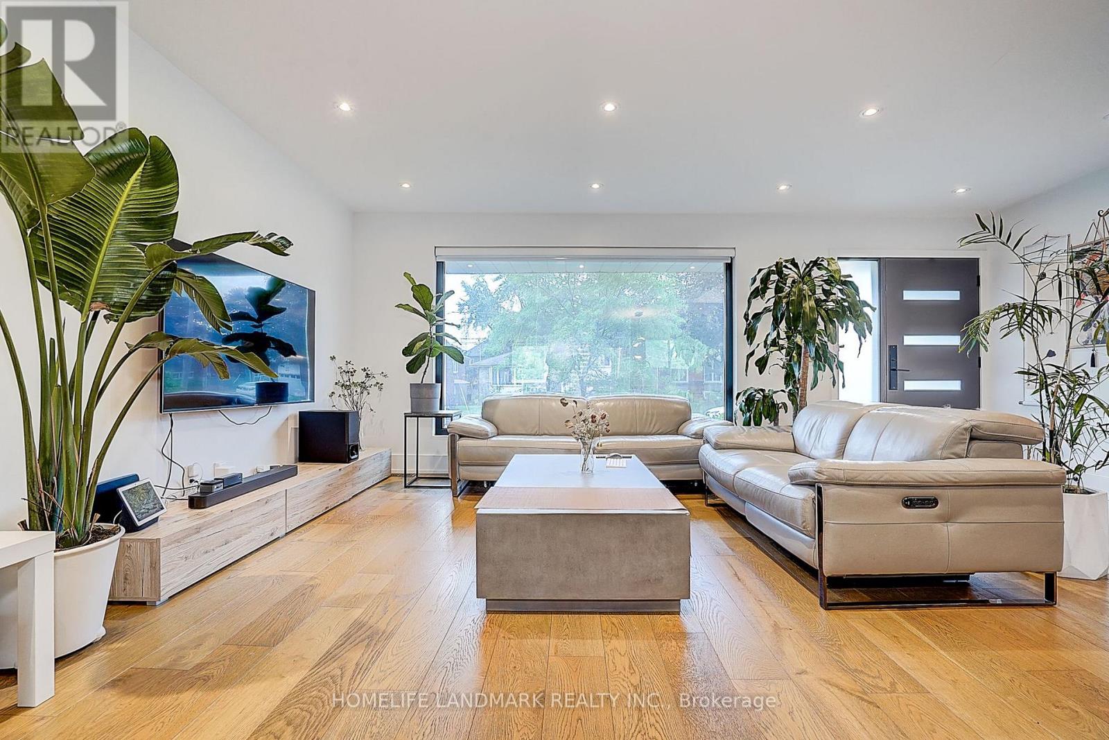 14 Pannahill Road, Toronto, Ontario  M3H 4N3 - Photo 10 - C12660824