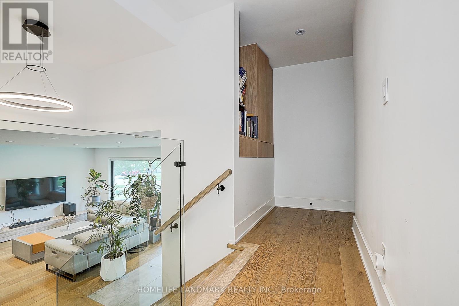 14 Pannahill Road, Toronto, Ontario  M3H 4N3 - Photo 25 - C12660824