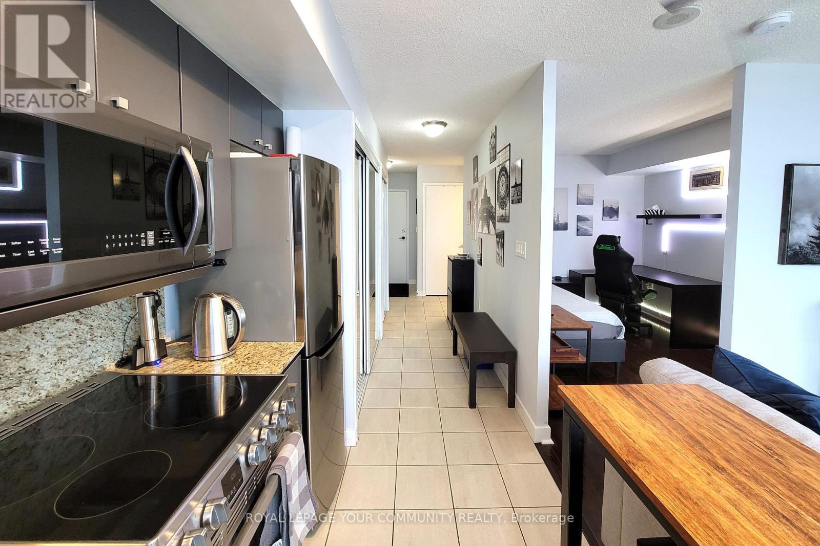 4916 - 11 Brunel Court, Toronto, Ontario  M5V 3Y3 - Photo 11 - C12660876