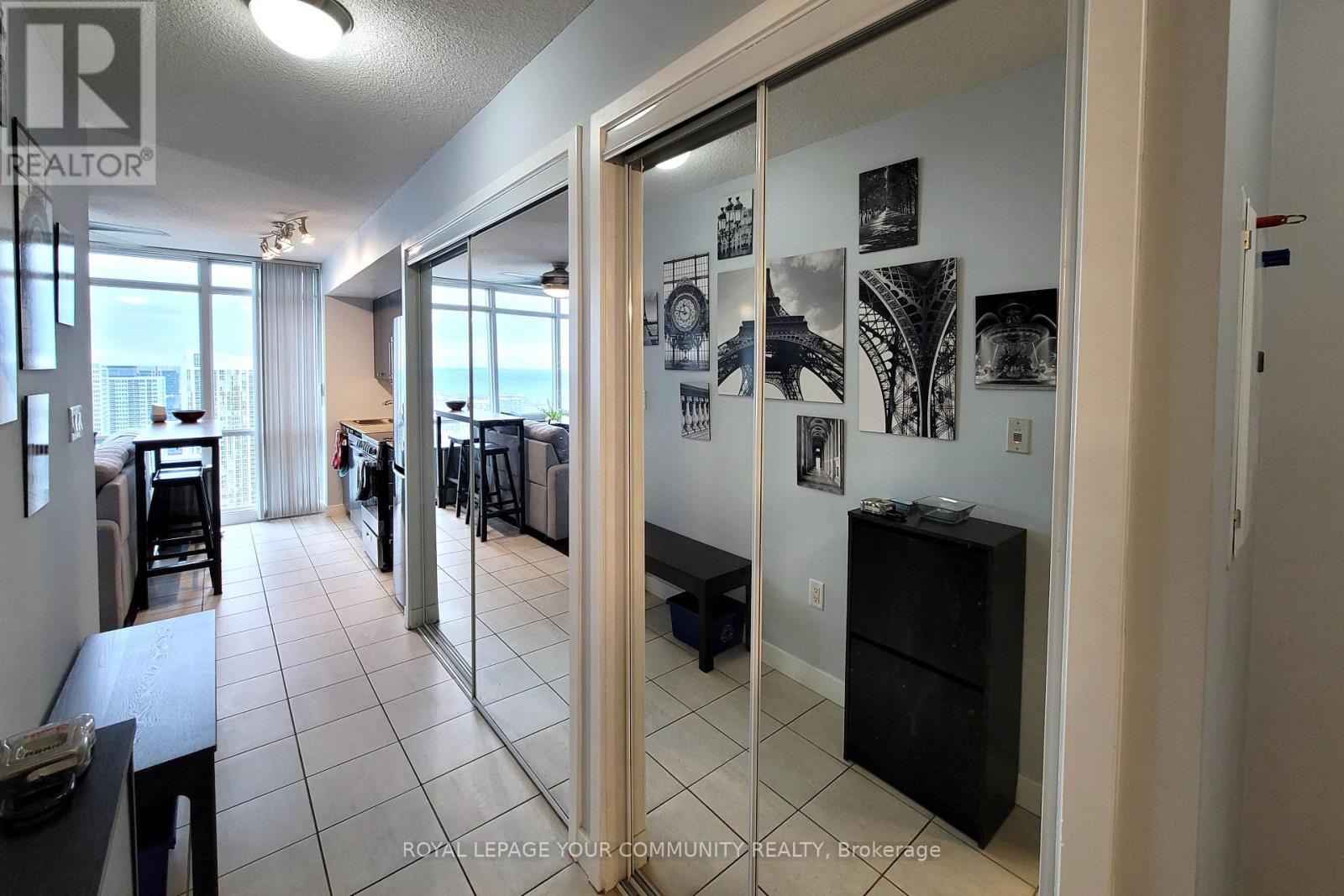 4916 - 11 Brunel Court, Toronto, Ontario  M5V 3Y3 - Photo 14 - C12660876