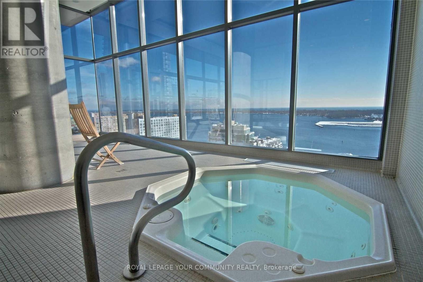 4916 - 11 Brunel Court, Toronto, Ontario  M5V 3Y3 - Photo 20 - C12660876