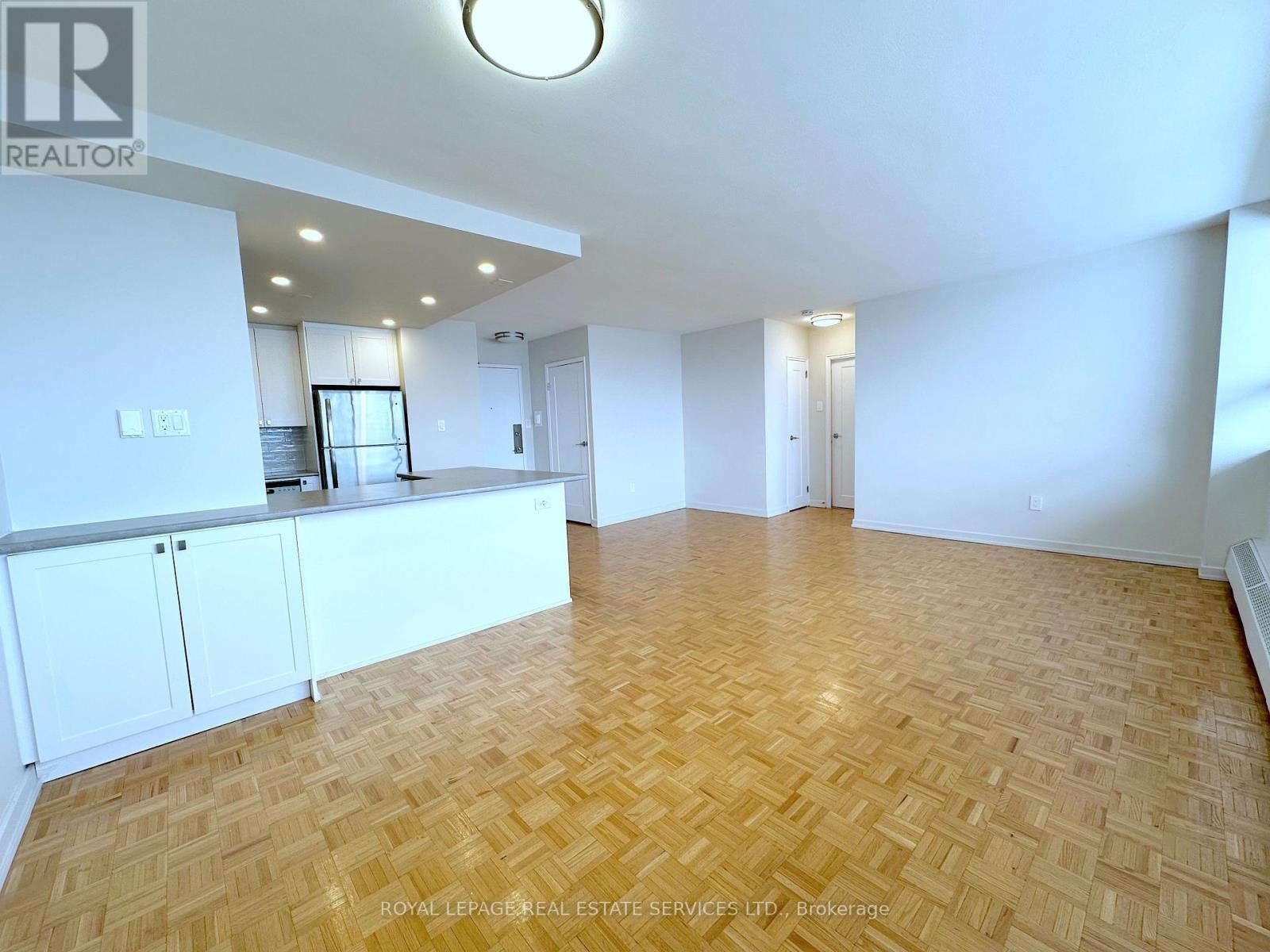 210 - 12 Rockford Road, Toronto, Ontario  M2R 3A2 - Photo 7 - C12660916