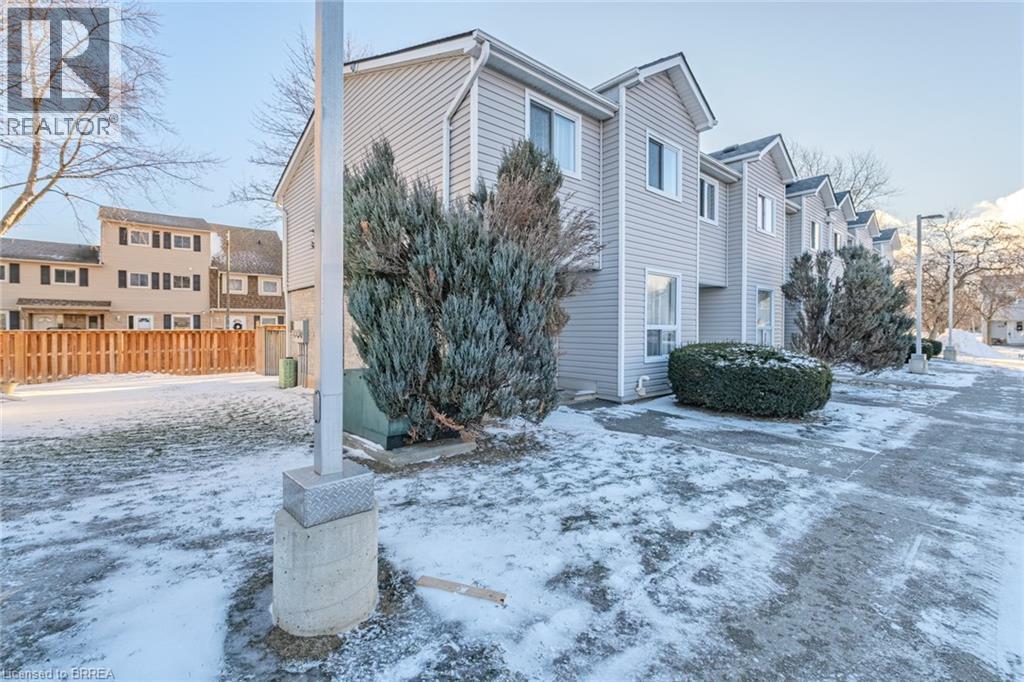 490 Grey Street Unit# 25, Brantford, Ontario  N3S 7S6 - Photo 2 - 40795494