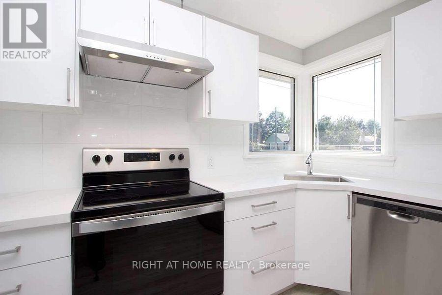 Upper - 1053 Somerville Street, Oshawa (Centennial), Ontario  L1G 4K4 - Photo 8 - E12660638