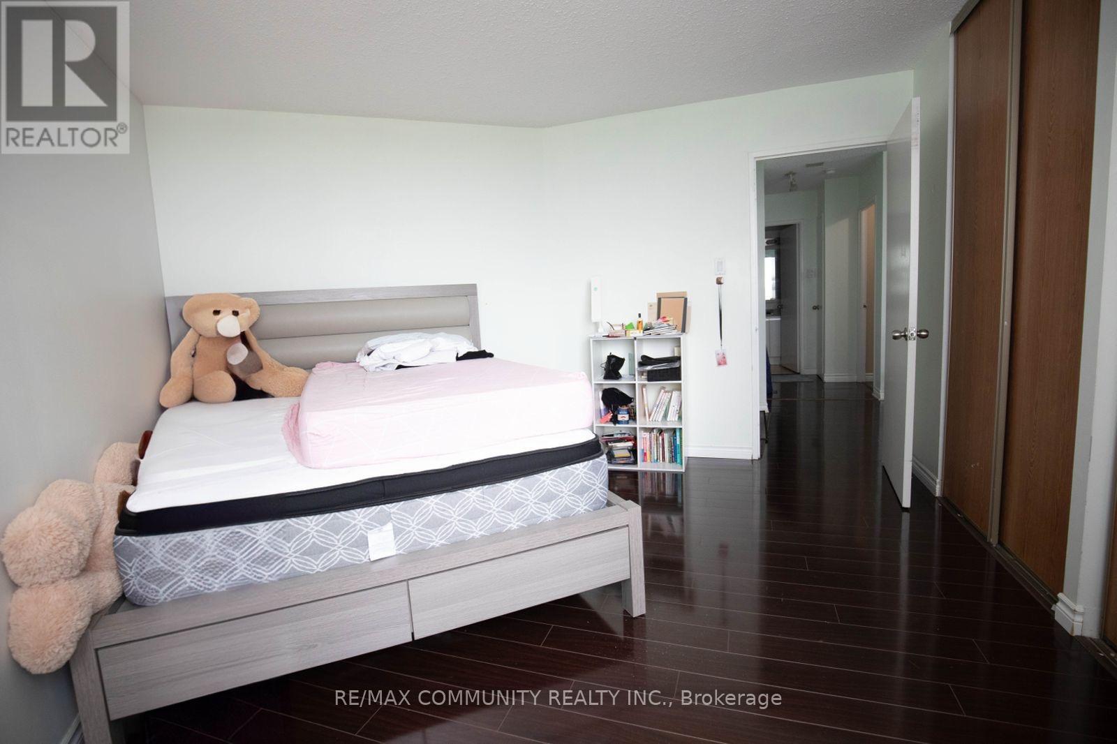 913 - 300 Alton Towers Circle, Toronto (Milliken), Ontario  M1V 4X9 - Photo 10 - E12660688