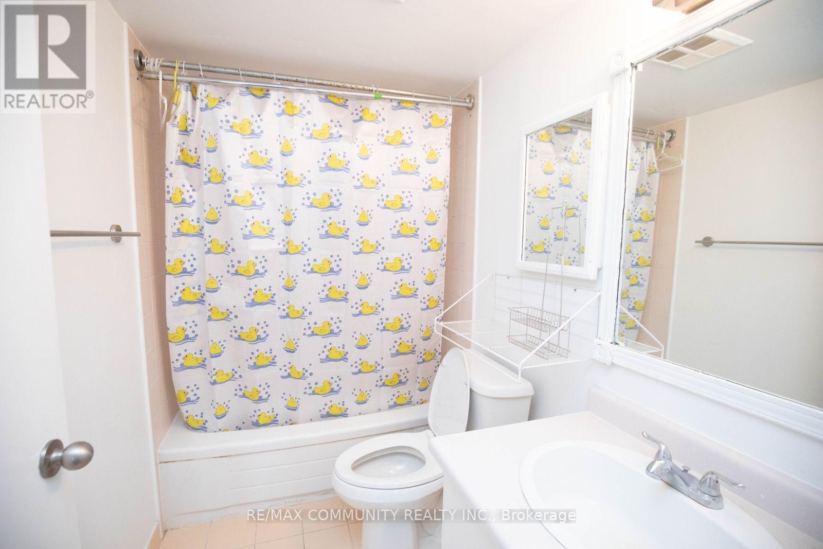 913 - 300 Alton Towers Circle, Toronto (Milliken), Ontario  M1V 4X9 - Photo 11 - E12660688