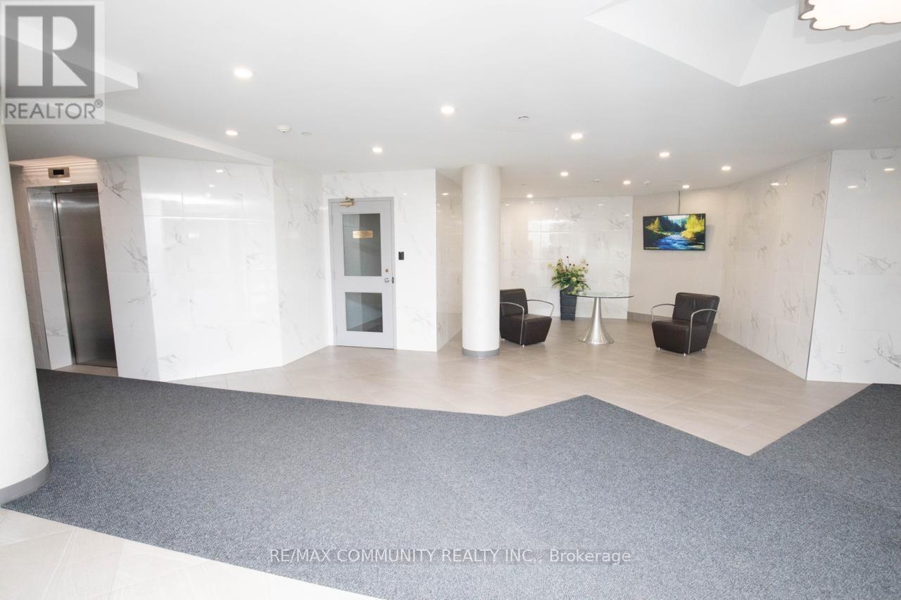 913 - 300 Alton Towers Circle, Toronto (Milliken), Ontario  M1V 4X9 - Photo 3 - E12660688