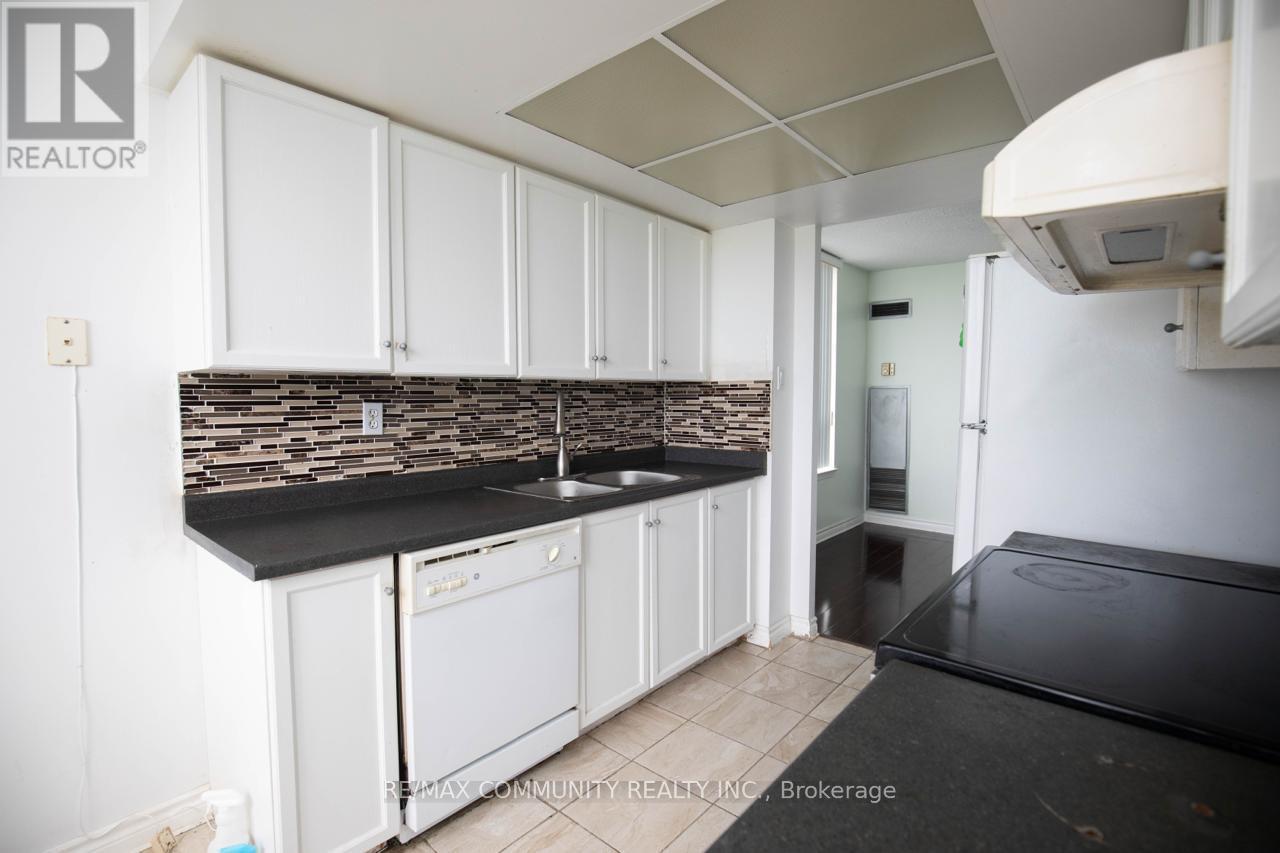 913 - 300 Alton Towers Circle, Toronto (Milliken), Ontario  M1V 4X9 - Photo 6 - E12660688