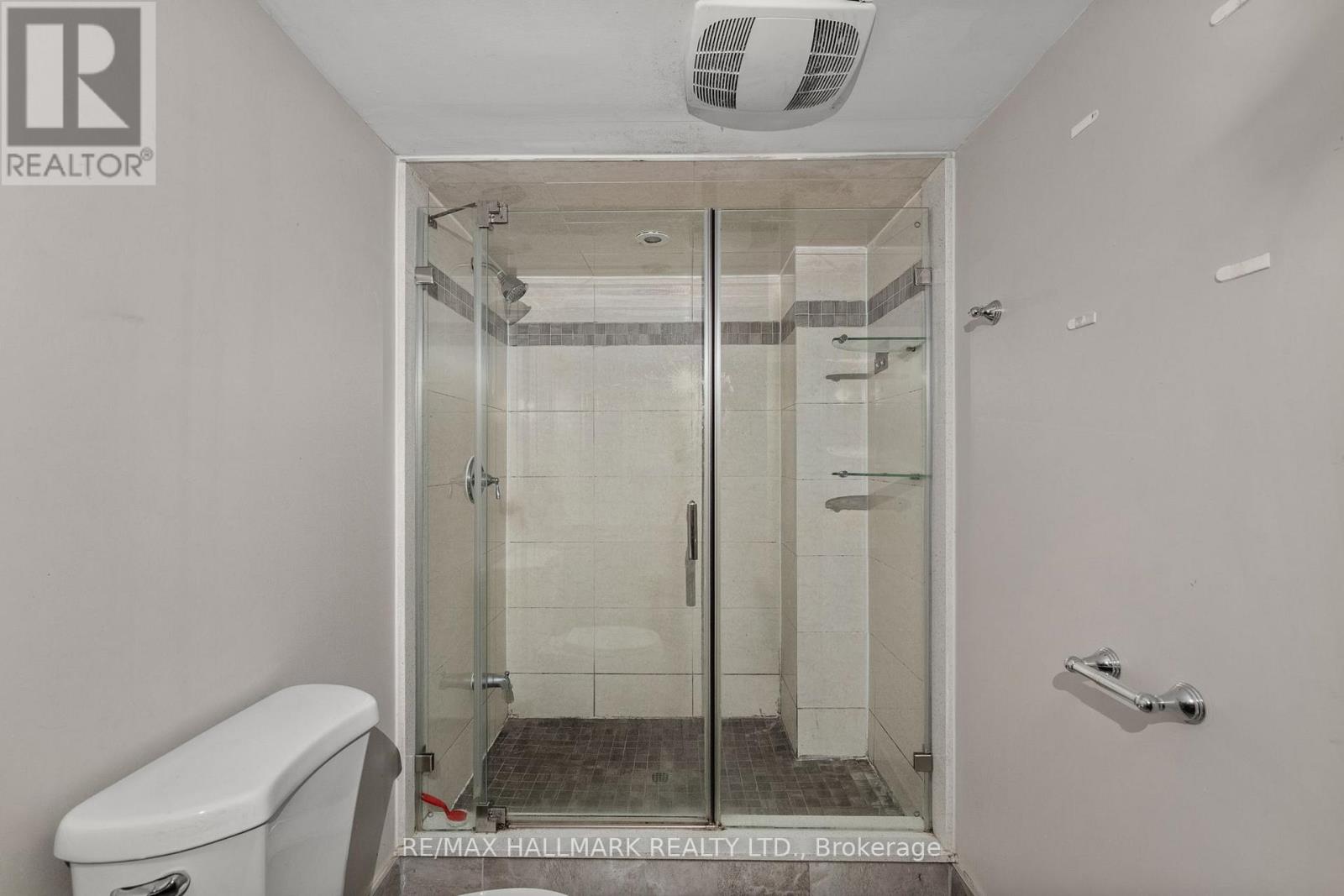 981 Deer Valley Drive, Oshawa, Ontario  L1J 8N2 - Photo 37 - E12660760