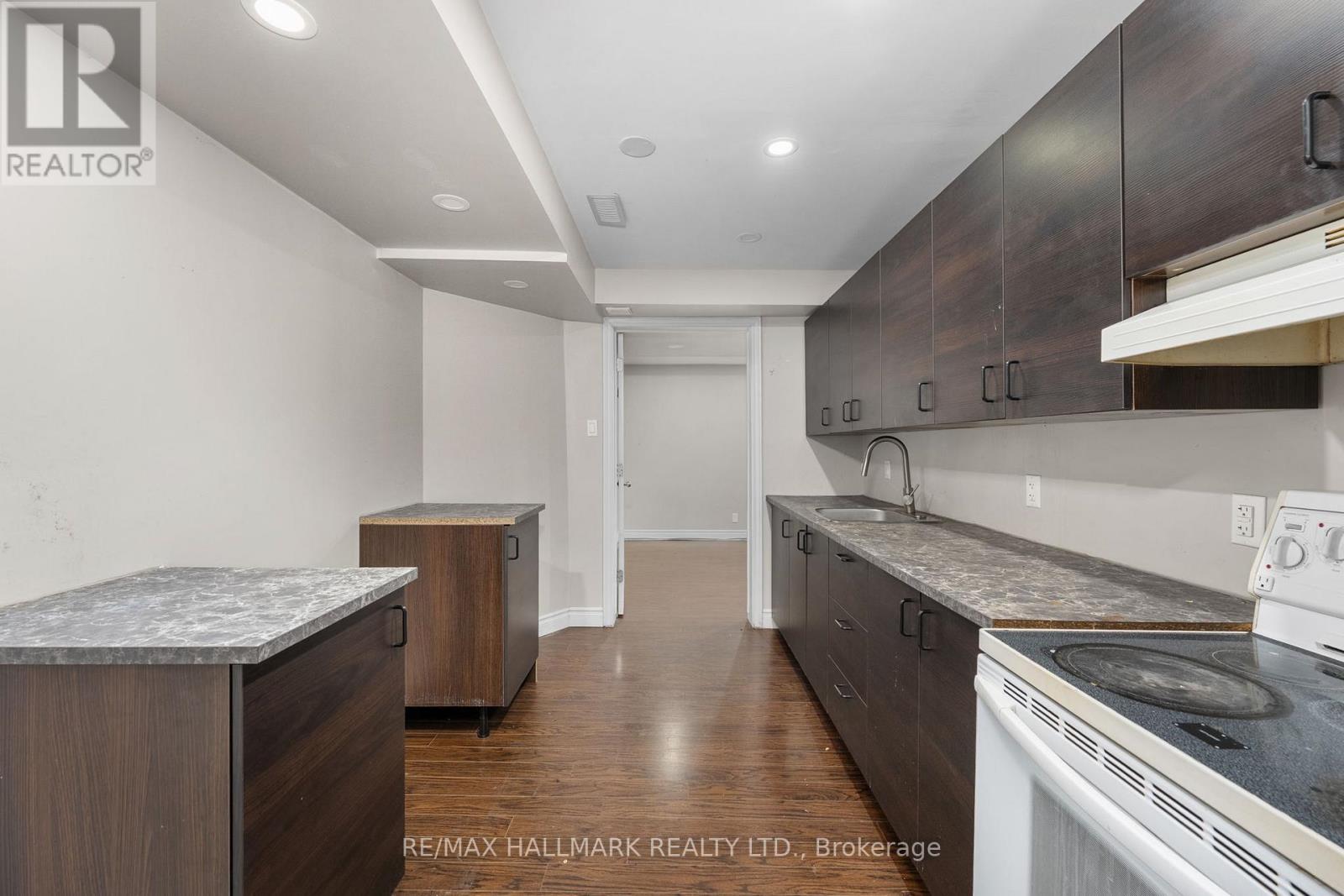 981 Deer Valley Drive, Oshawa, Ontario  L1J 8N2 - Photo 39 - E12660760