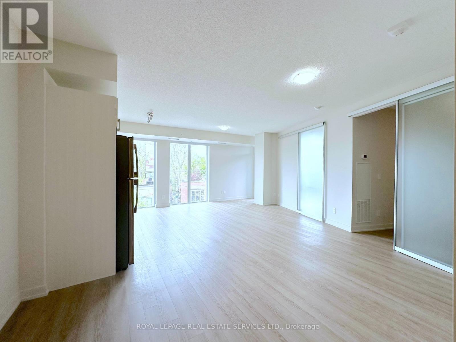 510 - 763 Woodbine Avenue, Toronto, Ontario  M4E 2J4 - Photo 2 - E12660840