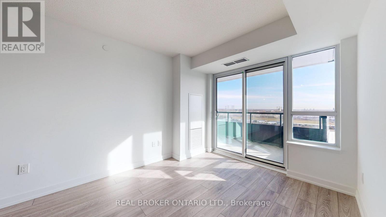 1501 - 1455 Celebration Drive, Pickering (Bay Ridges), Ontario  L1W 1L8 - Photo 7 - E12660880