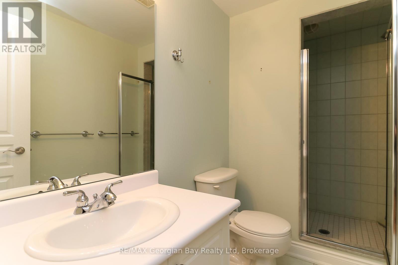 210 Wyecliffe Cove, Tay, Ontario  L0K 2A0 - Photo 37 - S12660812