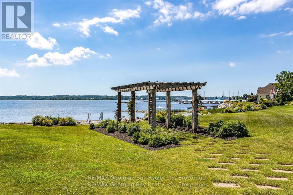 210 Wyecliffe Cove, Tay, Ontario  L0K 2A0 - Photo 38 - S12660812