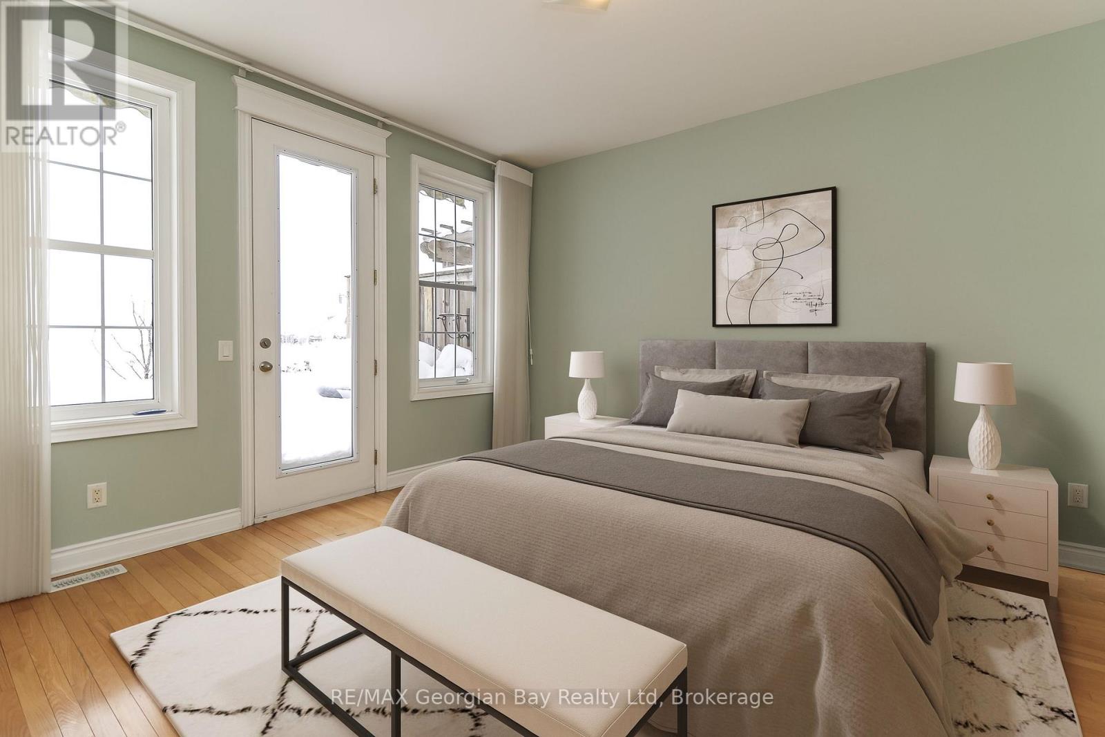 210 Wyecliffe Cove, Tay, Ontario  L0K 2A0 - Photo 47 - S12660812