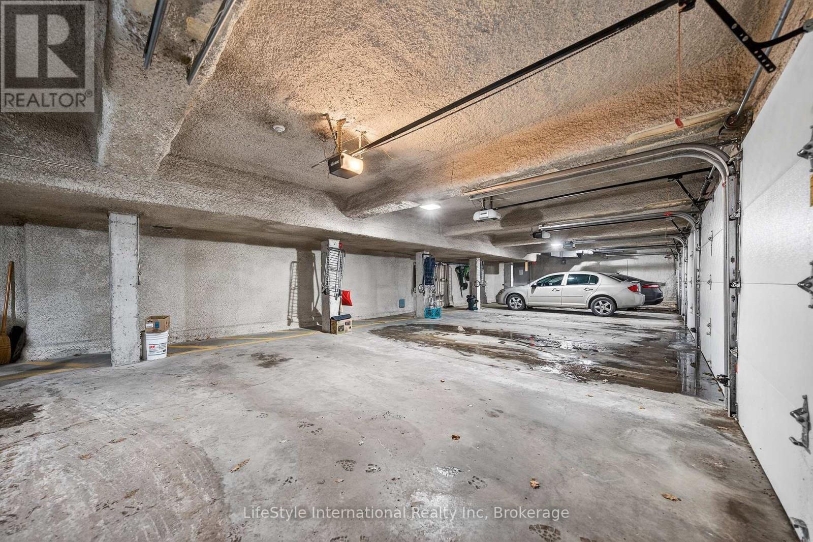 103 - 208 Silvercreek Parkway N, Guelph, Ontario  N1H 8H2 - Photo 26 - X12633604