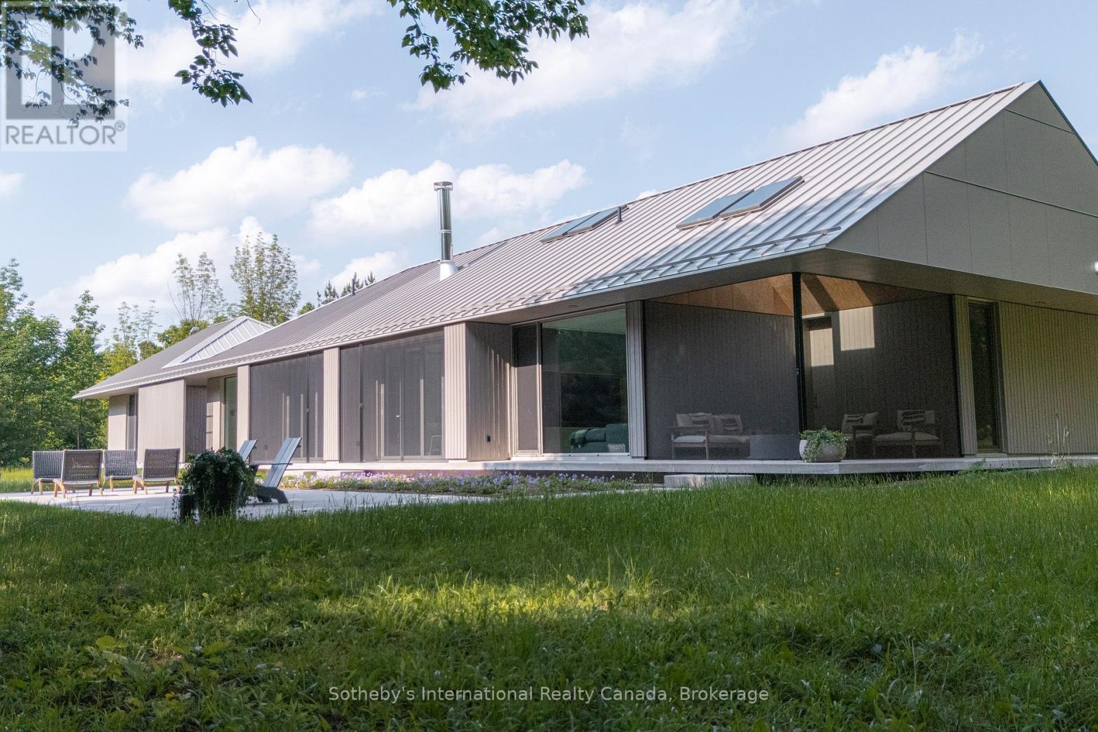 395910 11th Line, Blue Mountains, Ontario  N0H 1J0 - Photo 8 - X12660828