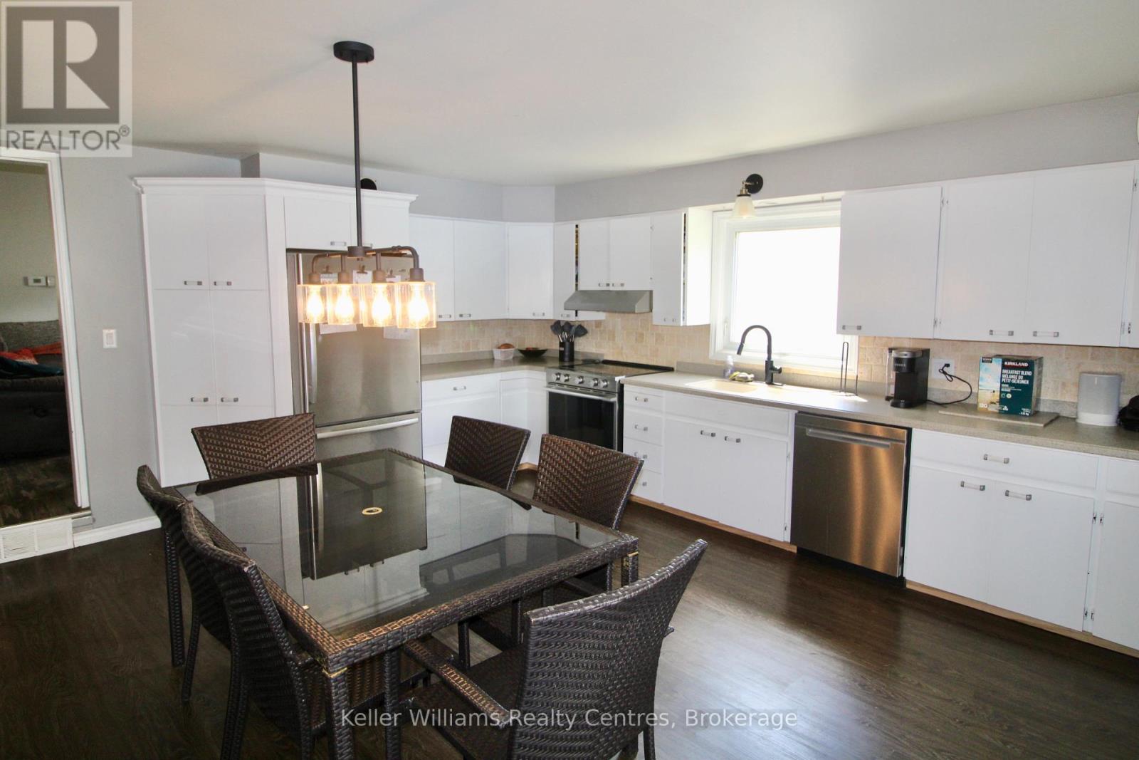 618 8th Avenue, Hanover, Ontario  N4N 2L3 - Photo 18 - X12660836