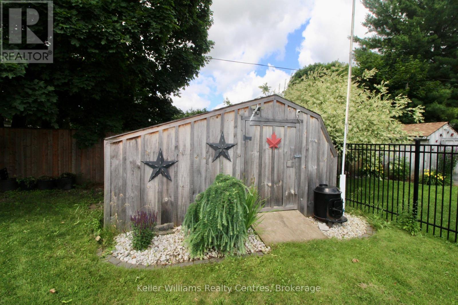 618 8th Avenue, Hanover, Ontario  N4N 2L3 - Photo 39 - X12660836