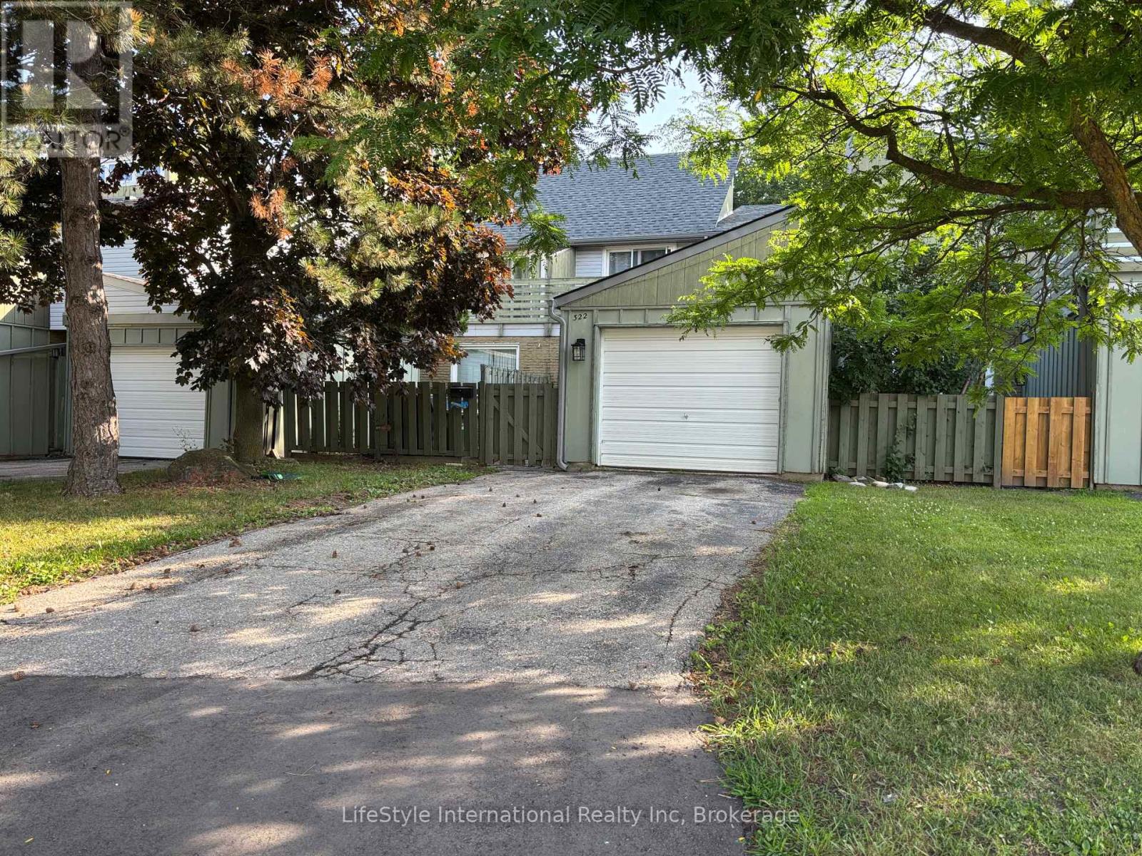 322 SCOTTSDALE DRIVE, Guelph, Ontario
