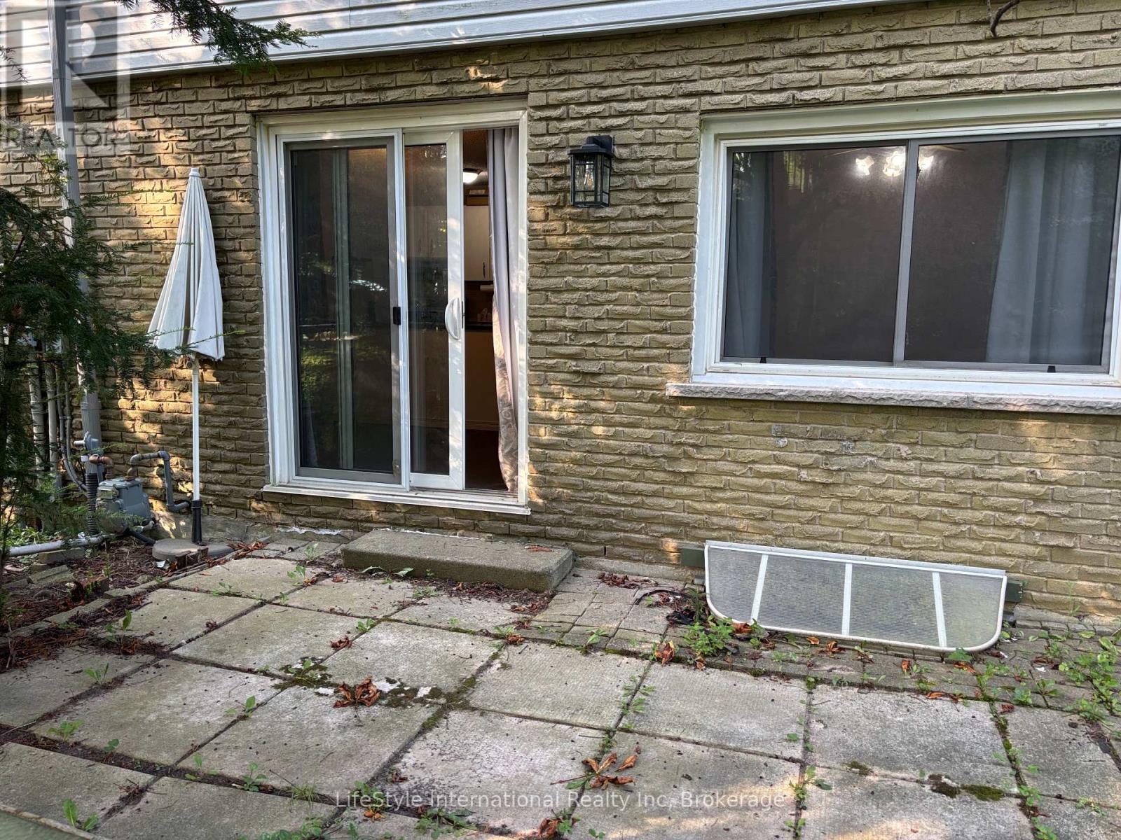 322 Scottsdale Drive, Guelph, Ontario  N1G 2K8 - Photo 18 - X12309305