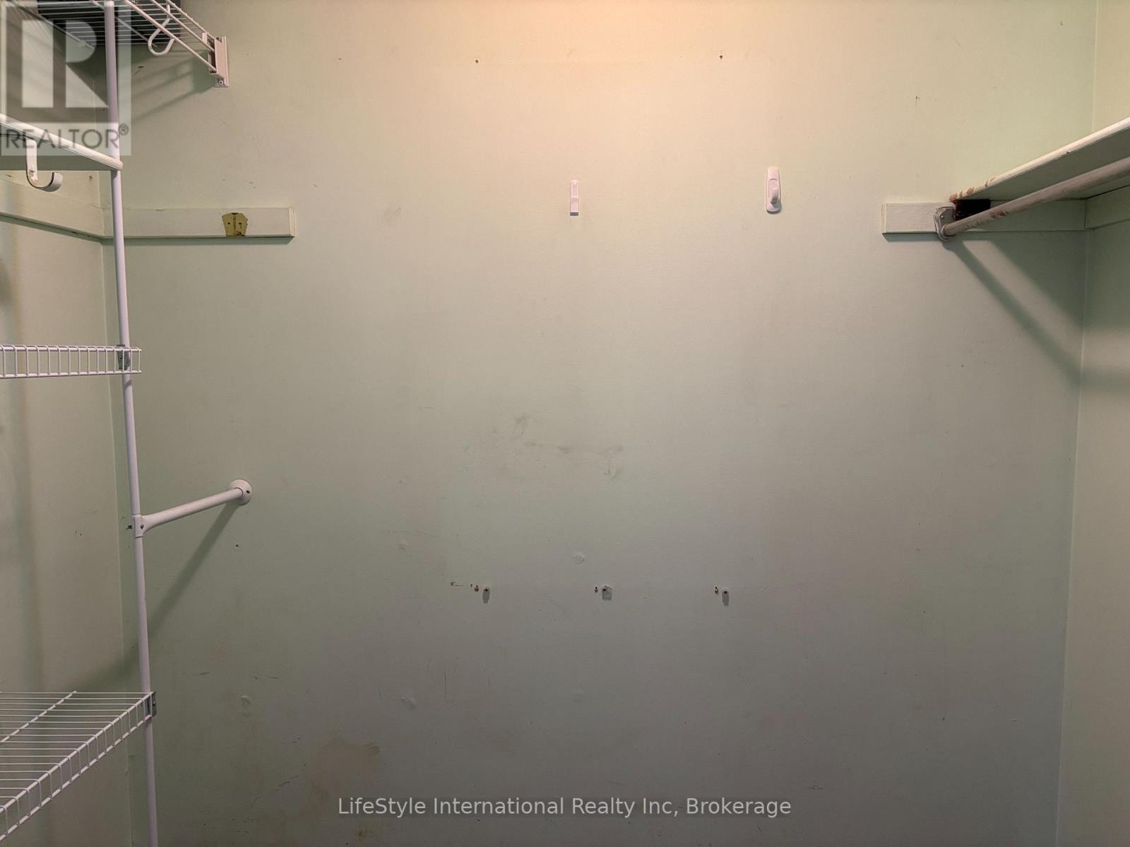 322 Scottsdale Drive, Guelph, Ontario  N1G 2K8 - Photo 25 - X12309305