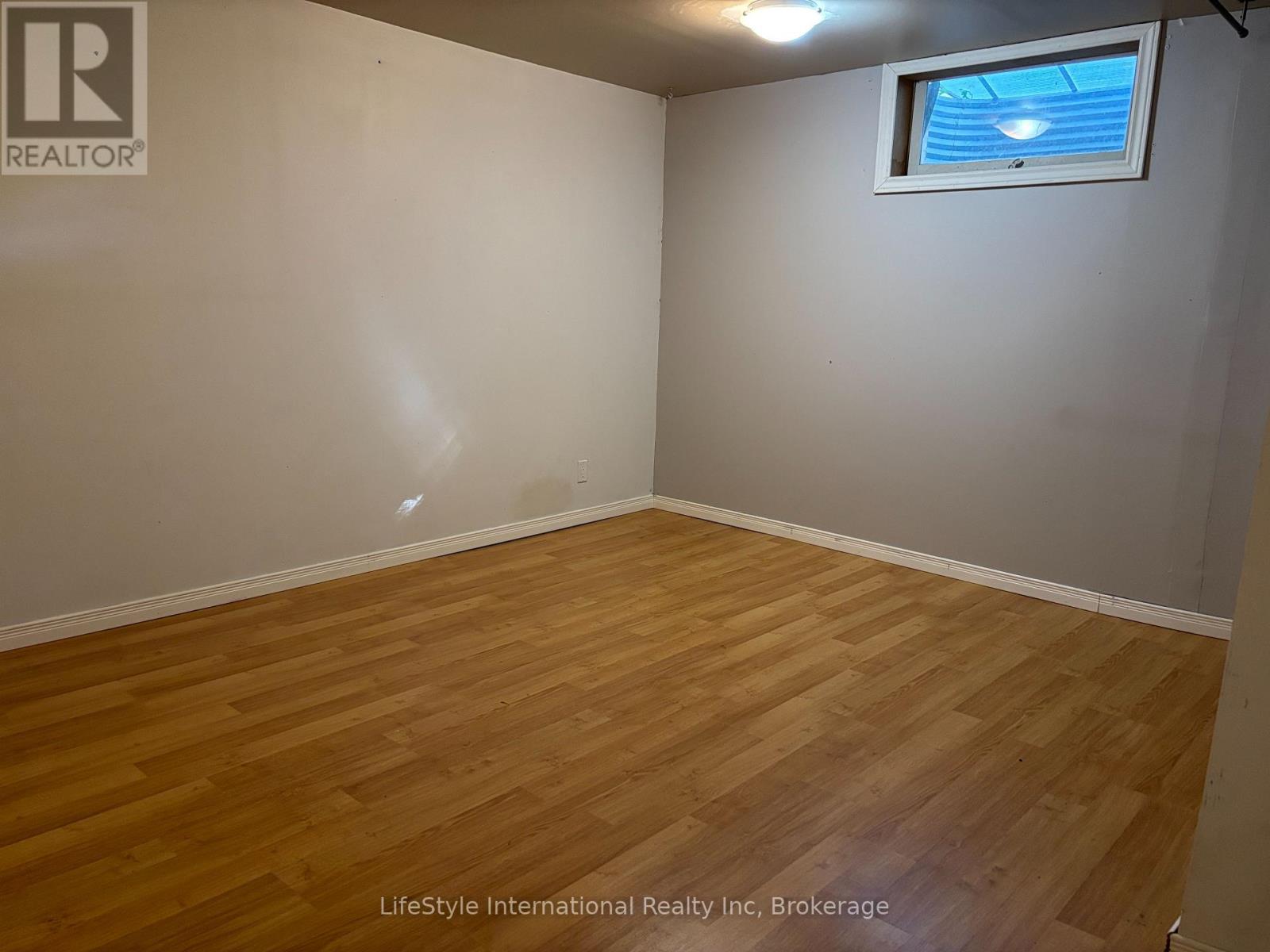 322 Scottsdale Drive, Guelph, Ontario  N1G 2K8 - Photo 31 - X12309305