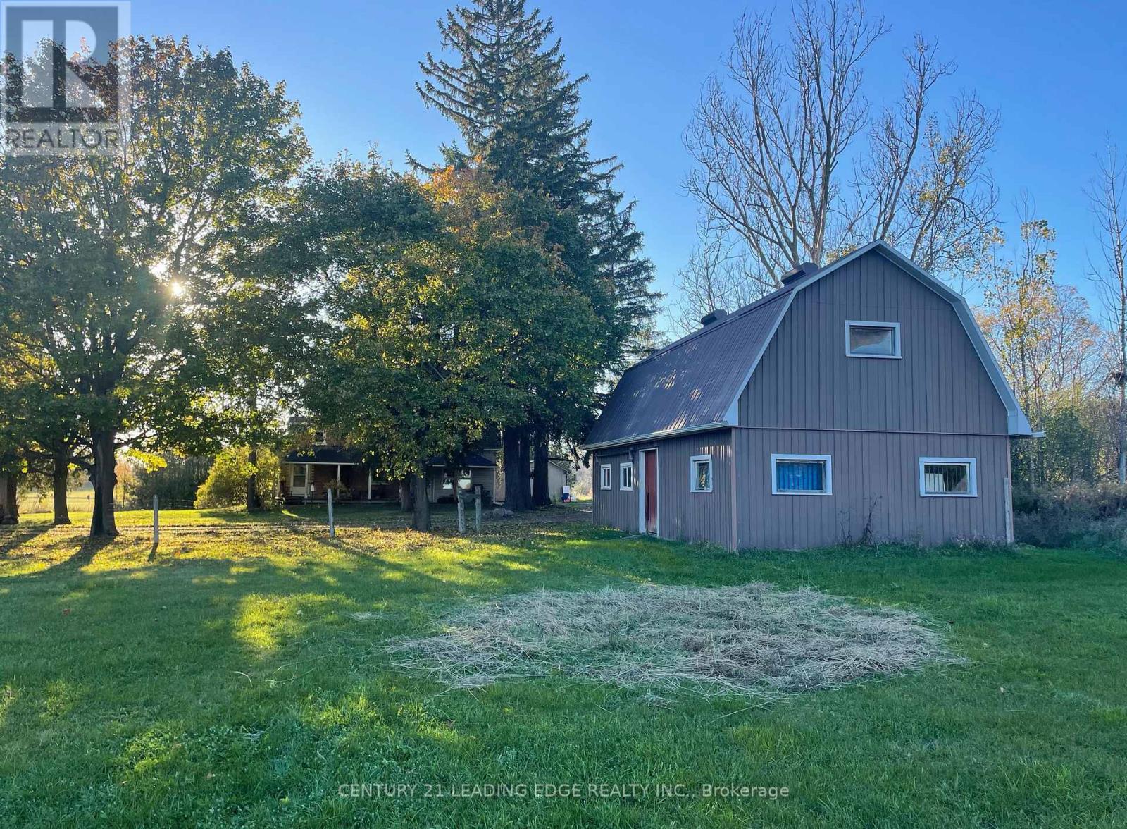 6 Kennedy Lane, Whitchurch-Stouffville, Ontario  L4A 2J5 - Photo 2 - N12660614