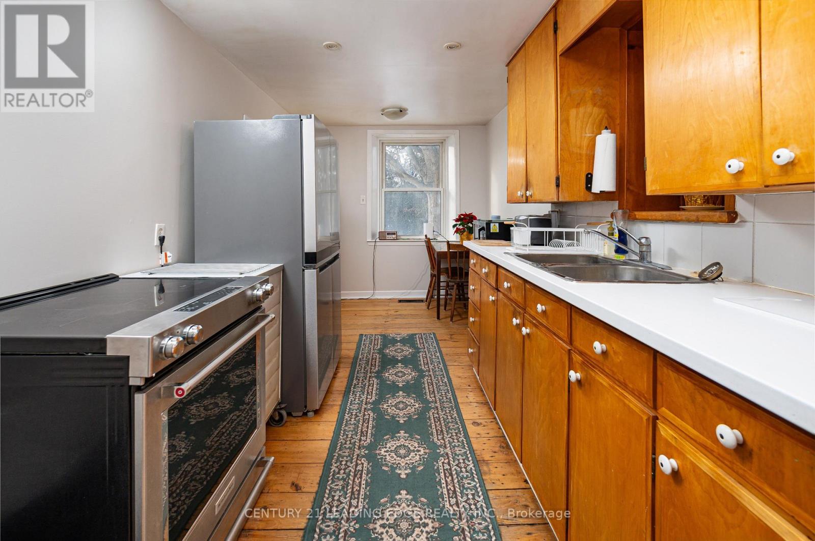 6 Kennedy Lane, Whitchurch-Stouffville, Ontario  L4A 2J5 - Photo 20 - N12660614