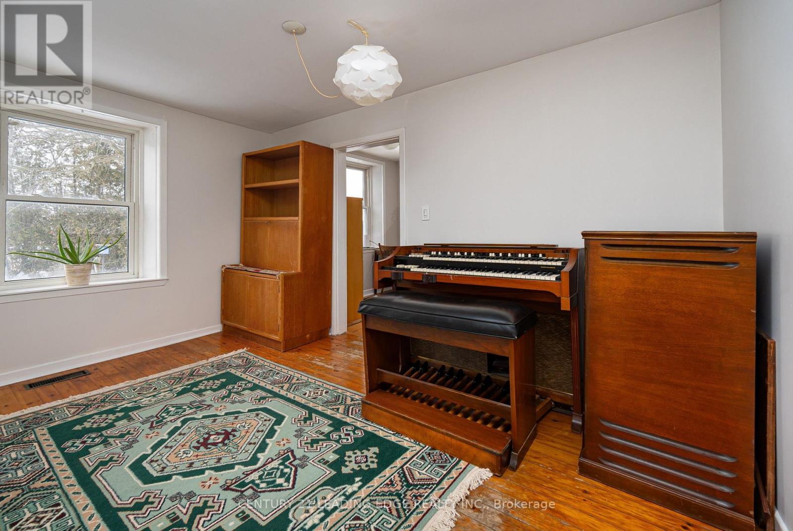 6 Kennedy Lane, Whitchurch-Stouffville, Ontario  L4A 2J5 - Photo 32 - N12660614