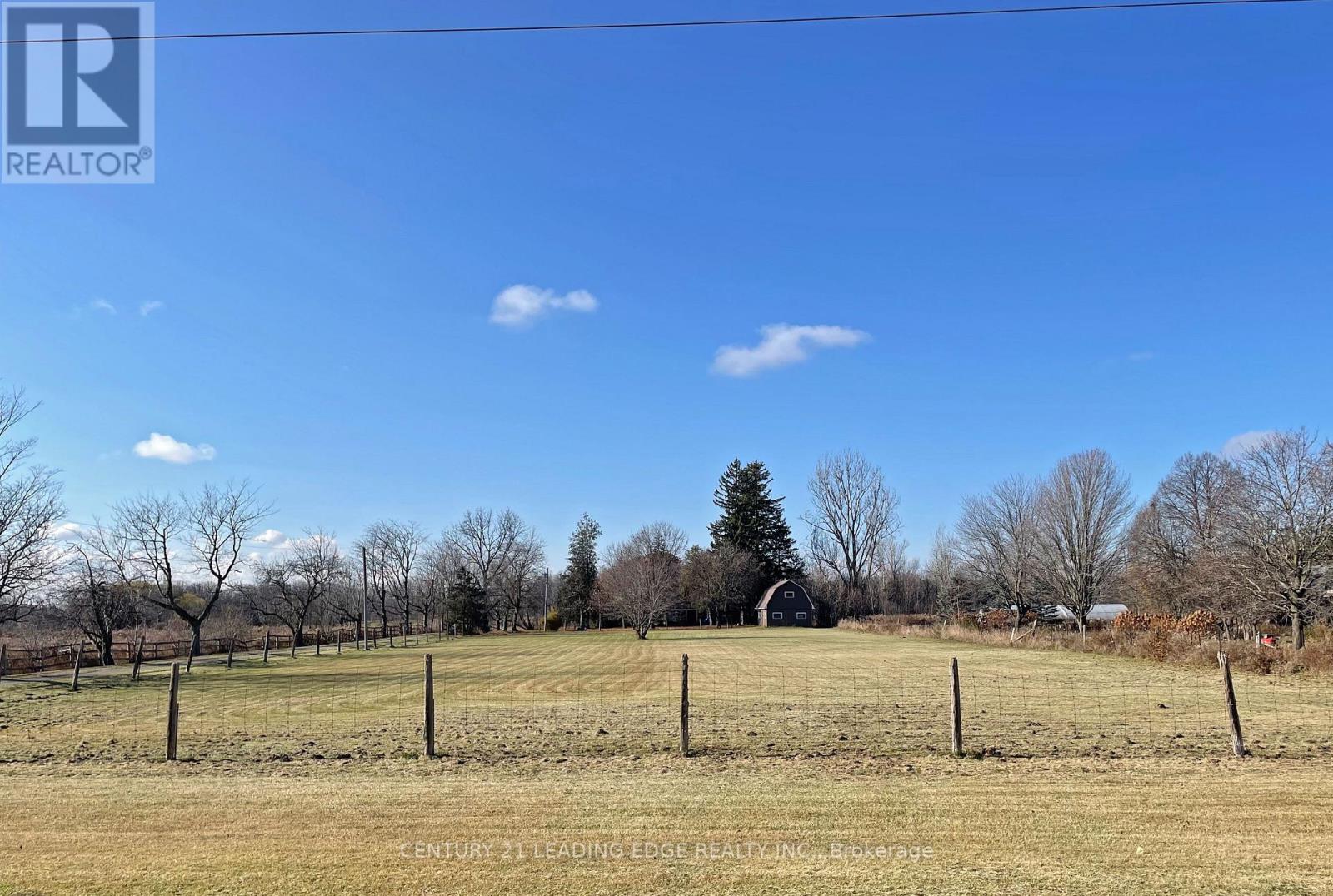 6 Kennedy Lane, Whitchurch-Stouffville, Ontario  L4A 2J5 - Photo 4 - N12660614