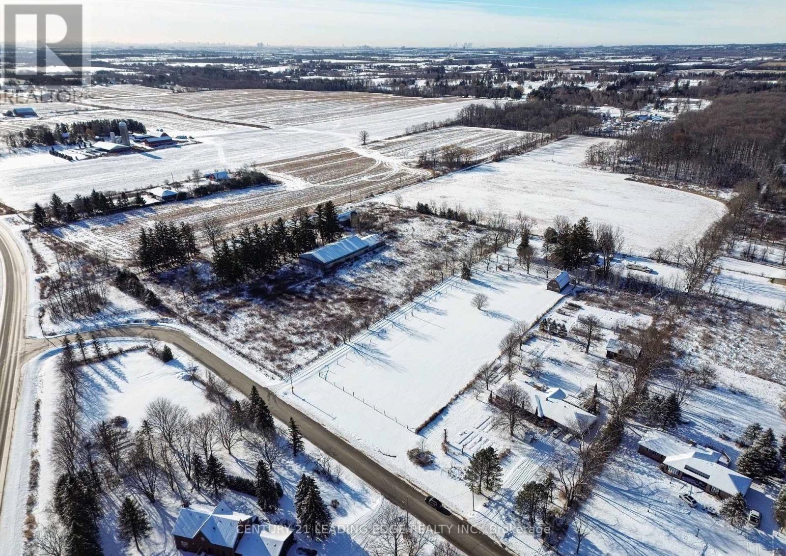 6 Kennedy Lane, Whitchurch-Stouffville, Ontario  L4A 2J5 - Photo 44 - N12660614