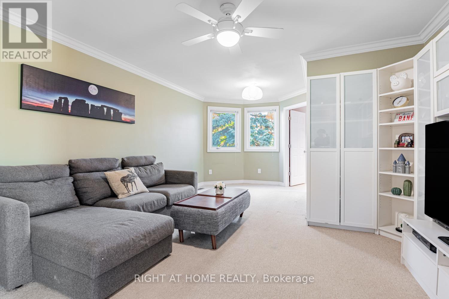 16 Marchwood Crescent, Richmond Hill, Ontario  L4C 8M7 - Photo 16 - N12660628