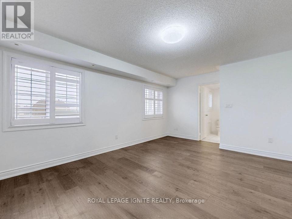 23 - 38 Greensborough Village Circle, Markham, Ontario  L6E 0C7 - Photo 22 - N12660680