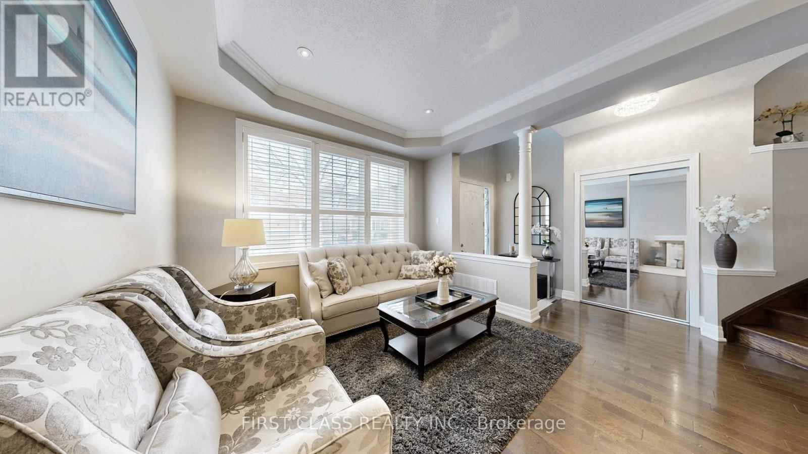 43 Calico Crescent, Markham, Ontario L6C 3A4 - Photo 3 - N12660690