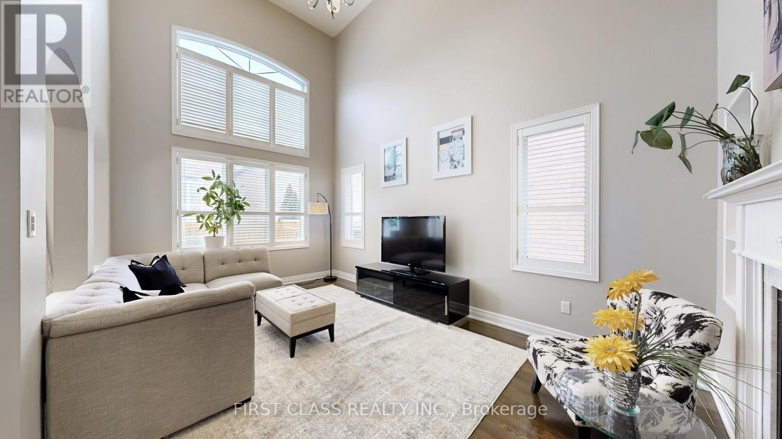 43 Calico Crescent, Markham, Ontario L6C 3A4 - Photo 8 - N12660690