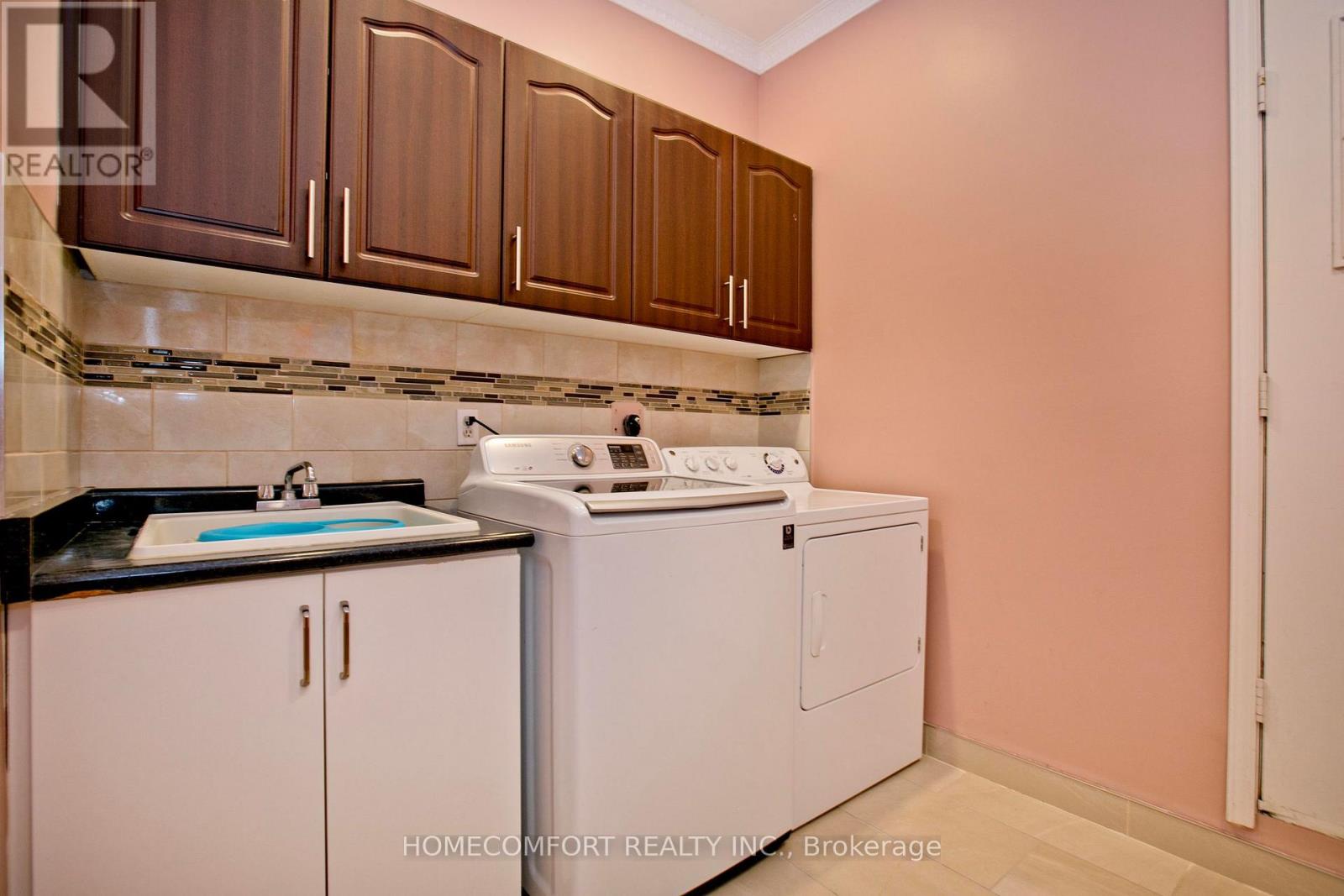 658 York Hill Boulevard, Vaughan, Ontario  L4J 5L8 - Photo 15 - N12660730