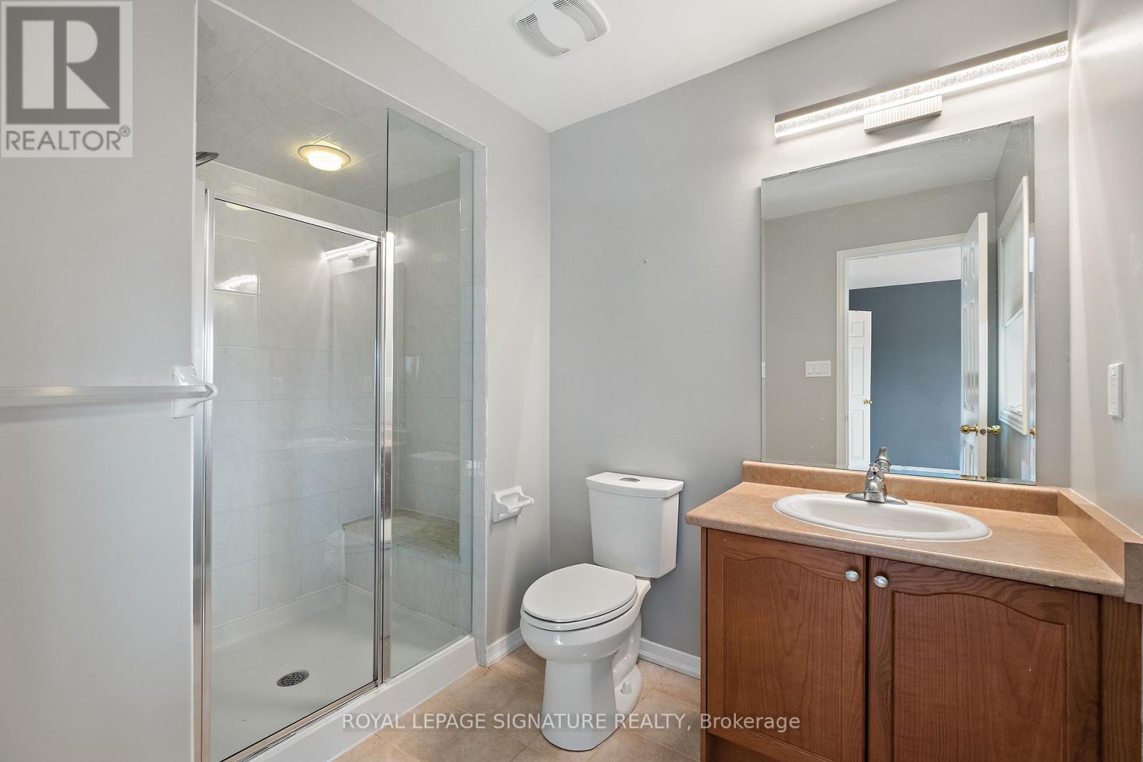 161 Hawkview Boulevard, Vaughan, Ontario  L4H 3S5 - Photo 13 - N12660754