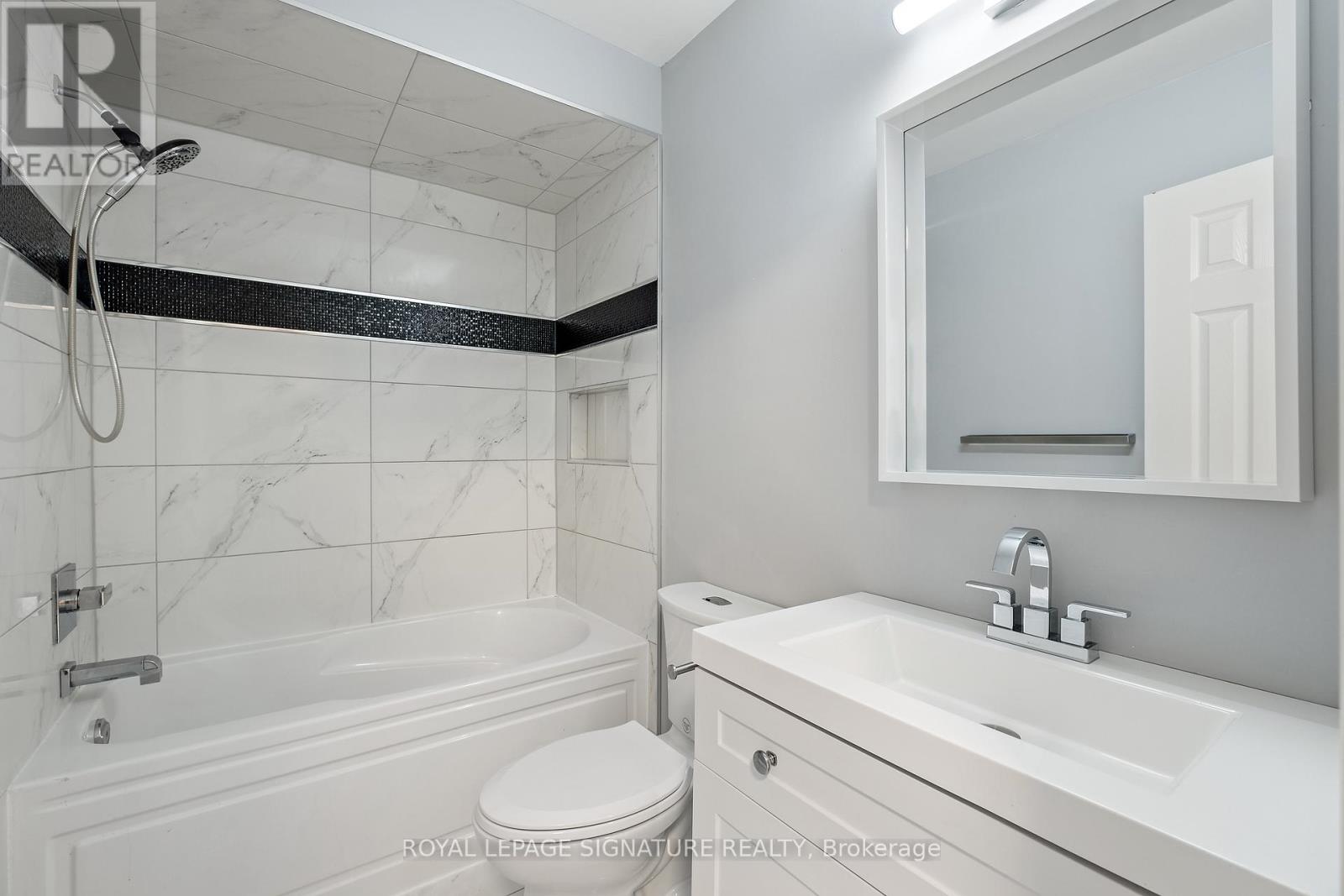 161 Hawkview Boulevard, Vaughan, Ontario  L4H 3S5 - Photo 16 - N12660754