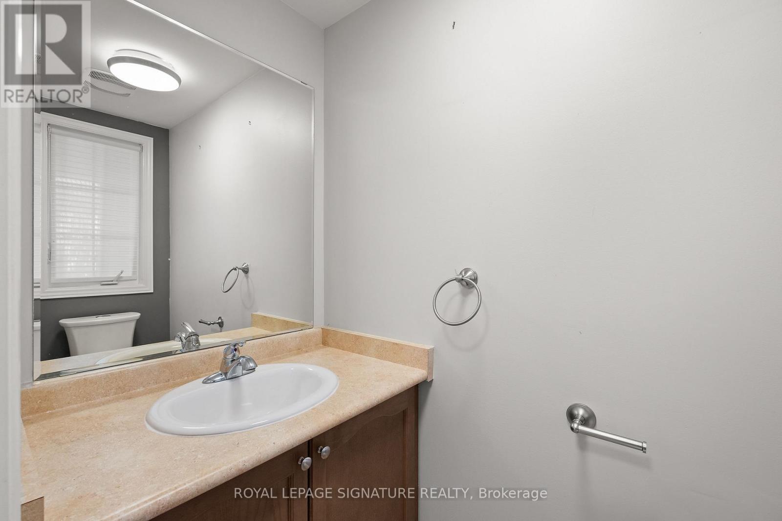 161 Hawkview Boulevard, Vaughan, Ontario  L4H 3S5 - Photo 3 - N12660754