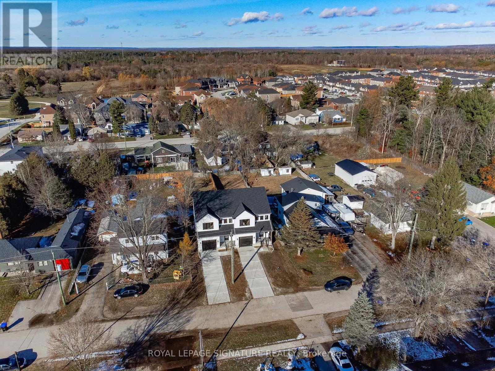 125b Sydenham Street, Essa, Ontario  L0M 1B0 - Photo 34 - N12660806