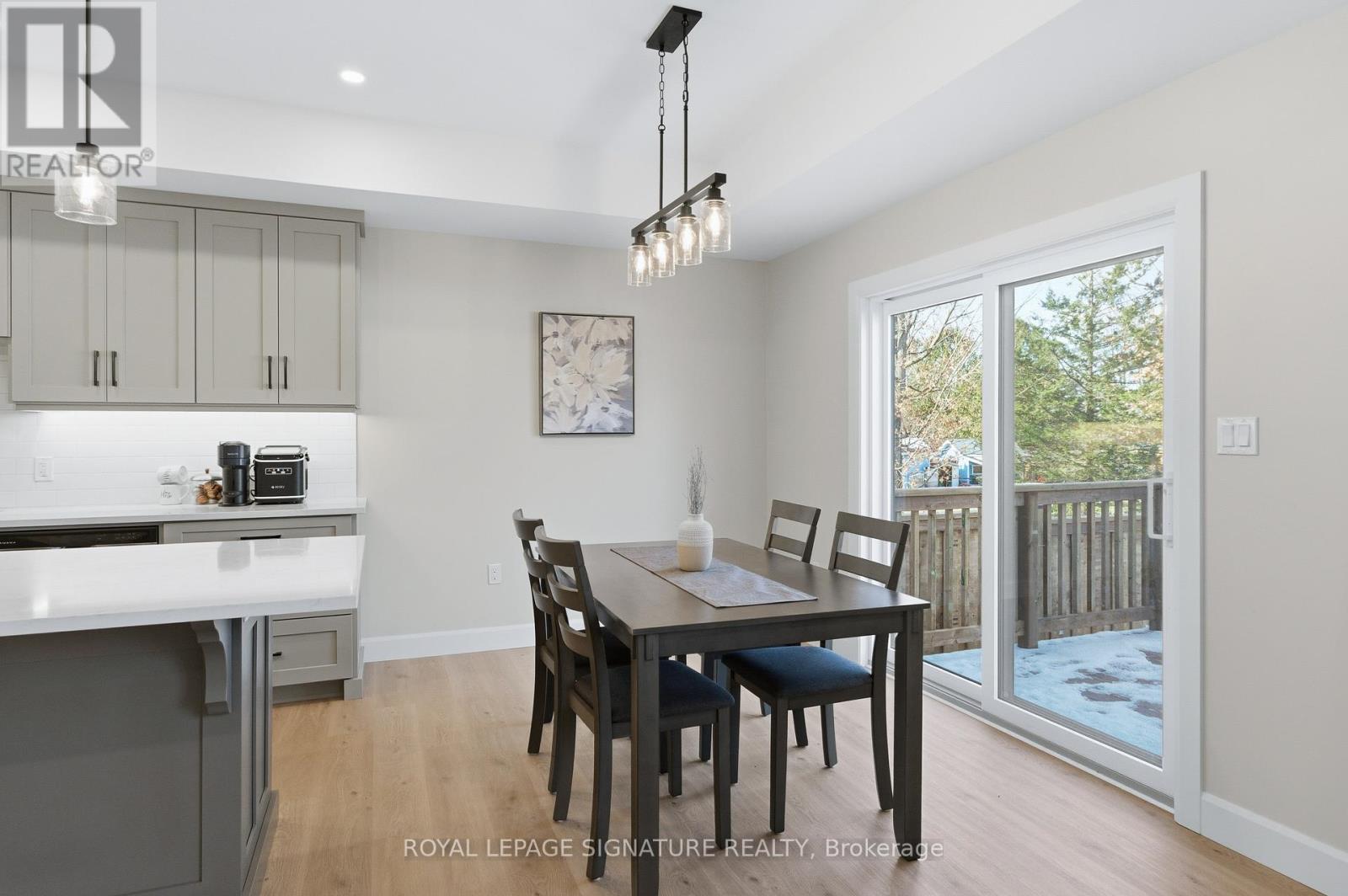 125b Sydenham Street, Essa, Ontario  L0M 1B0 - Photo 7 - N12660806