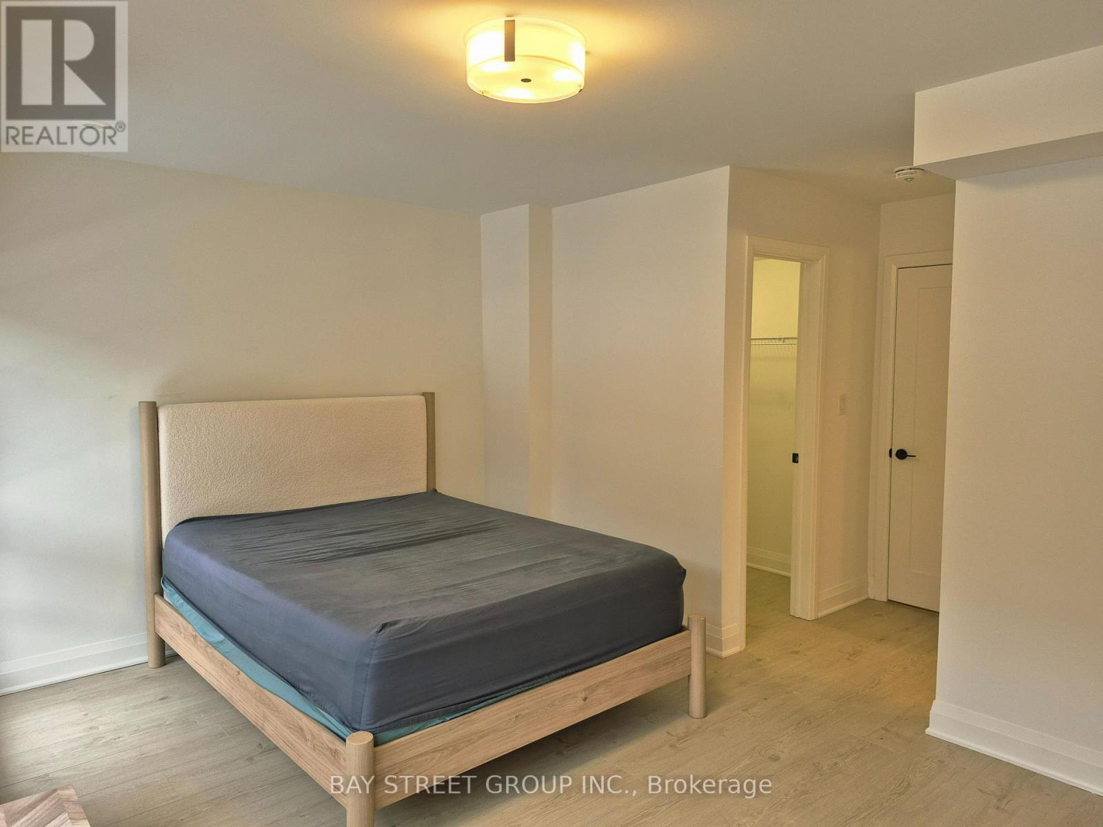 (Second Level) - 114 Alton Crescent, Vaughan, Ontario  L4J 8A2 - Photo 1 - N12660920