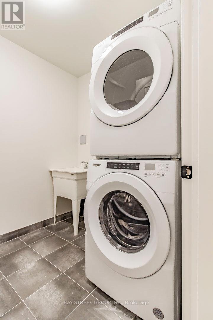 (Second Level) - 114 Alton Crescent, Vaughan, Ontario  L4J 8A2 - Photo 13 - N12660920