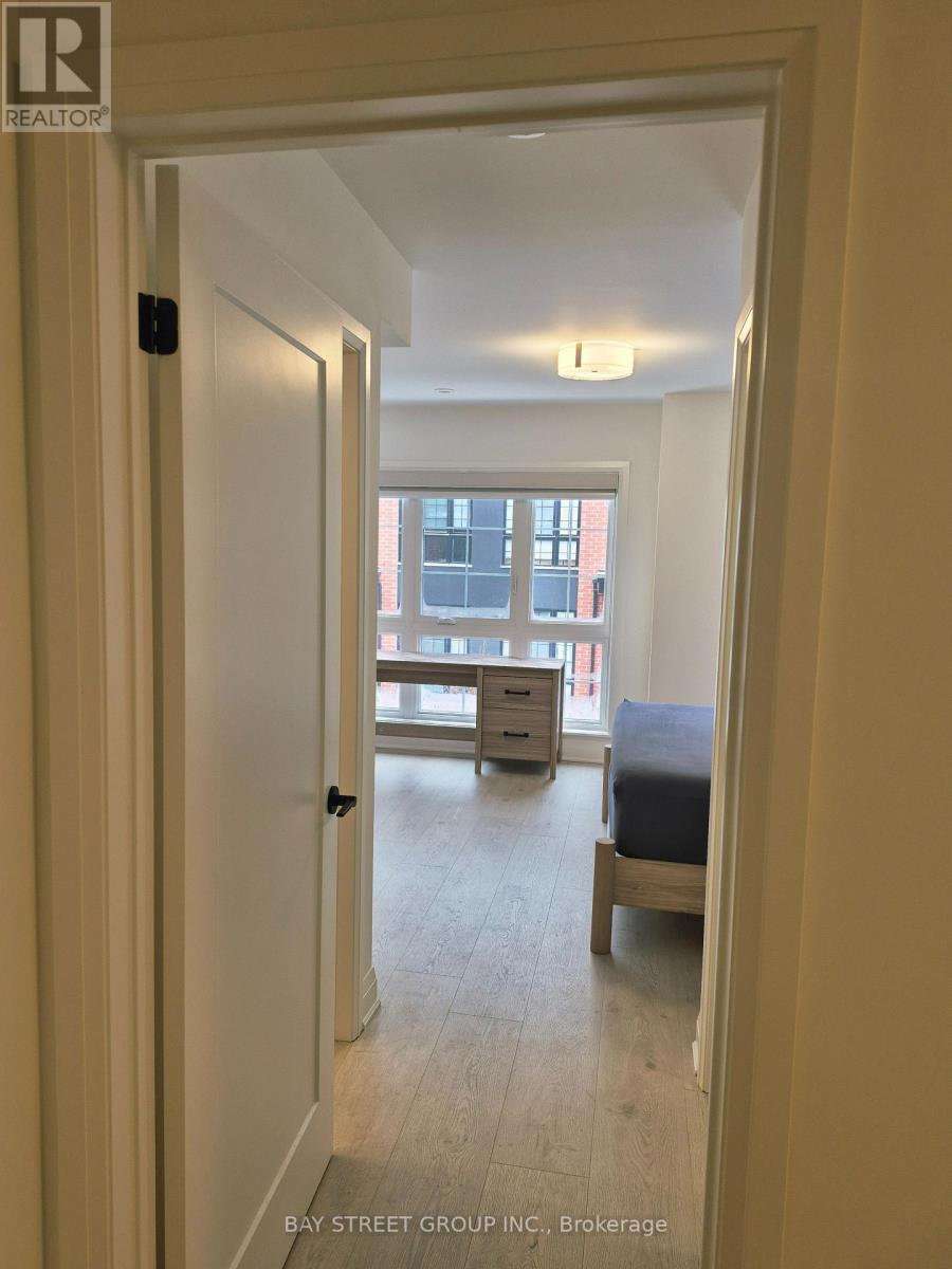 (Second Level) - 114 Alton Crescent, Vaughan, Ontario  L4J 8A2 - Photo 6 - N12660920