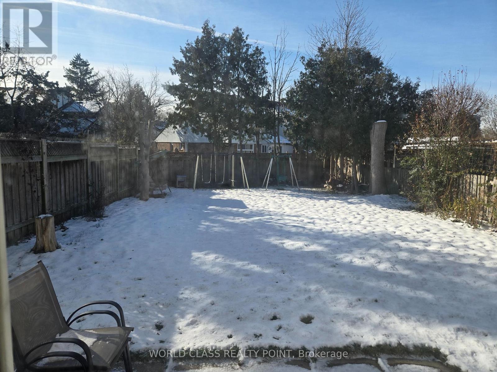 121 Purvis Crescent, Toronto, Ontario  M1B 1H8 - Photo 18 - E12660870