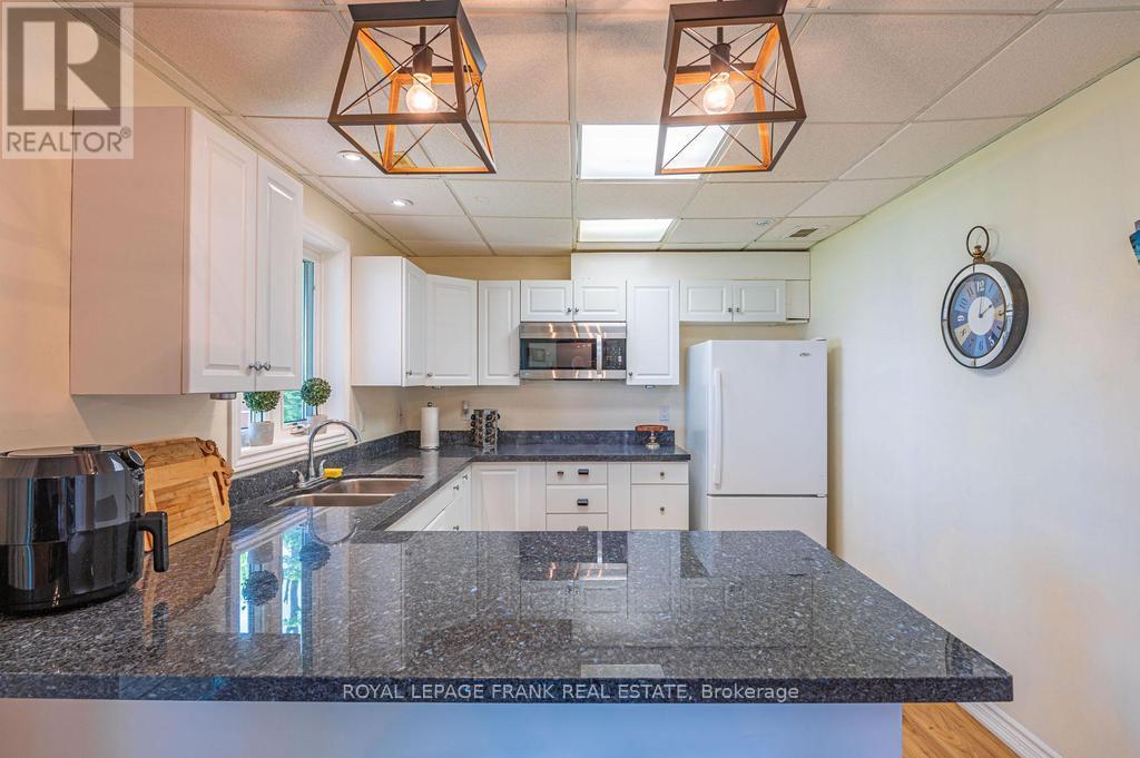 113 Fire Route 37, Trent Lakes, Ontario  K0L 1J0 - Photo 28 - X12449137